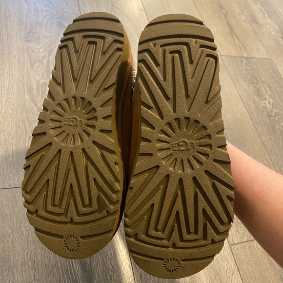 Ugg Tasman - Picture 6 of 6